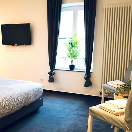 Haus Im Gruenen Fuer 6 Personen-3 Schlafzimmer- 3 Baedern -Waschmaschine-Grosse Terrasse- Vollausgestattete Kueche Wolfsburg Exterior foto